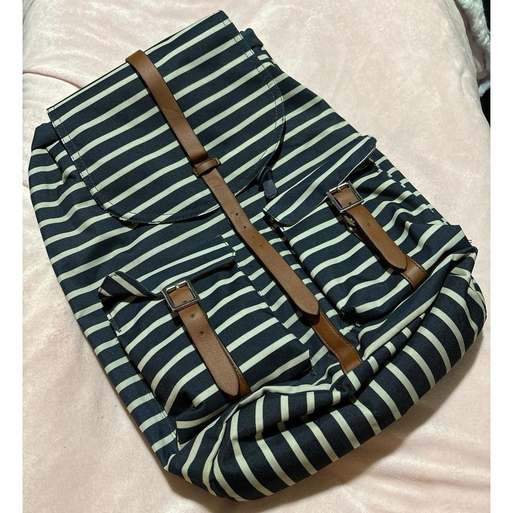 No Boundaries Navy Stripe Backpack with Protective Laptop Sleeve